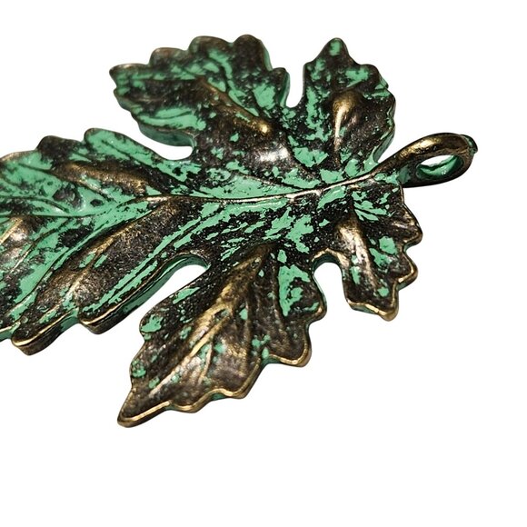 Vintage Brass Green Patina Leaf Pendant Charm Nature DIY Fashion Jewelry Women - Picture 2 of 4